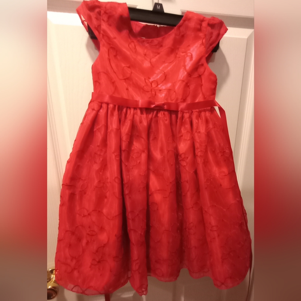 Charming Scarlet Kids Formal Dress